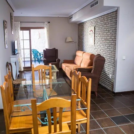 Apartamentos Turísticos Bahía Sur-3